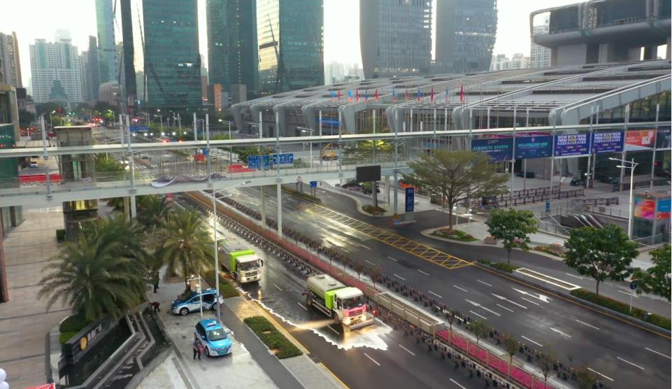 深耕細(xì)作，科技領(lǐng)航！盈峰環(huán)境完美收官，登頂環(huán)衛(wèi)服務(wù)行業(yè)年度冠軍