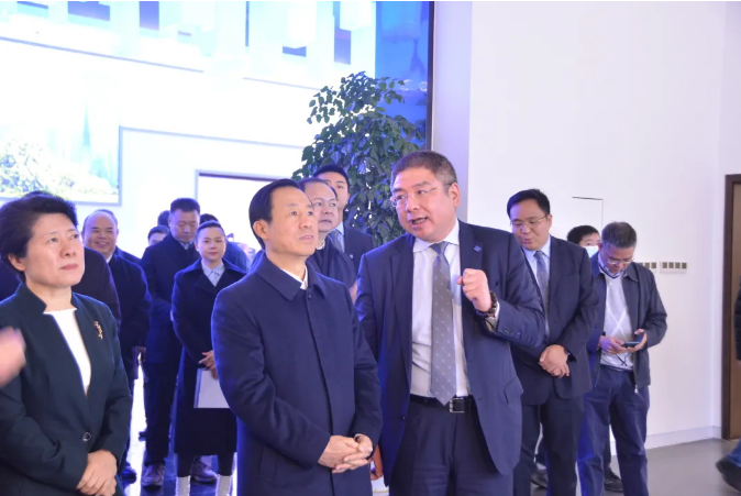 奮進新征程丨湖南省委書記許達(dá)哲一行蒞臨盈峰環(huán)境長沙基地調(diào)研考察