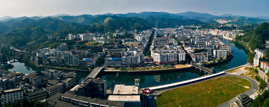 喜摘雙冠！盈峰環(huán)境環(huán)衛(wèi)服務(wù)業(yè)務(wù)強勢沖頂