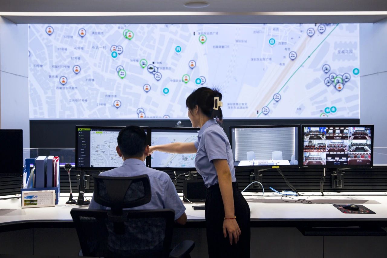 業(yè)主點(diǎn)贊！盈峰環(huán)境引領(lǐng)城市環(huán)境從“治理”轉(zhuǎn)向“智理”